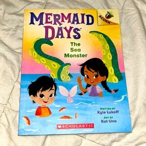 !!**KIDS BOOKS 4/$10**!! The Sea Monster Mermaid Days #2 PB 2022